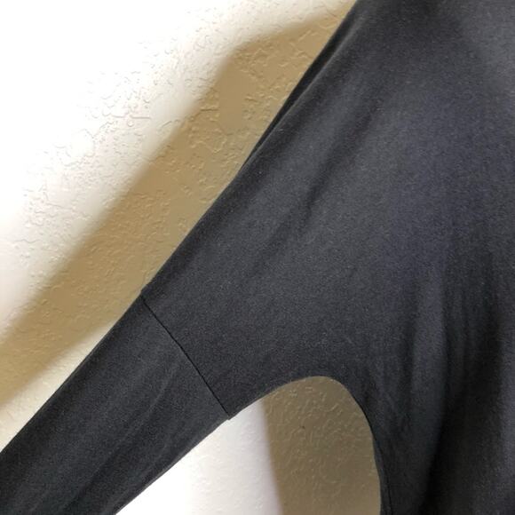Universal Standard black asymmetrical off shoulder knit top size 3XS or US 2-4 - Picture 7 of 14